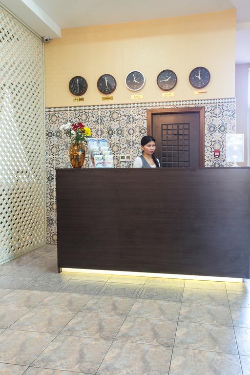 Shah Palace Hotel Bisjkek Eksteriør bilde