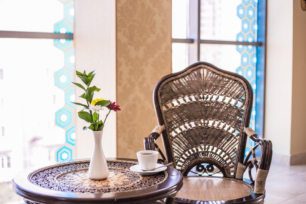 Shah Palace Hotel Bisjkek Eksteriør bilde